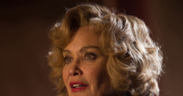 Ahs Stars Pay Tribute To Jessica Lange E News